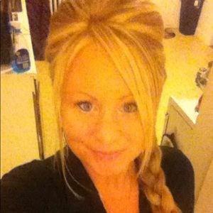 Meet your Posher, Lisa